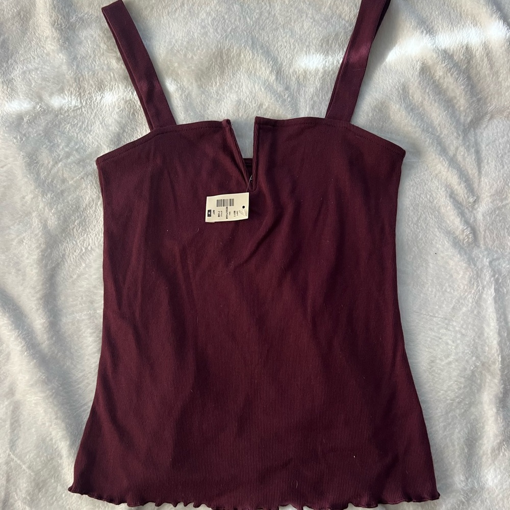 Aeropostale maroon tank top